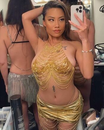 Victoria Kuang