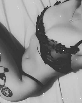 viky_b_free