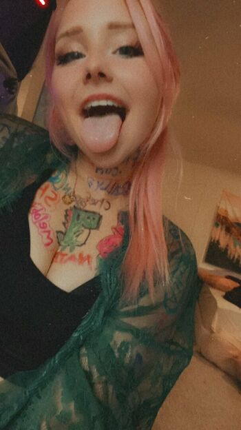 VIPeachy