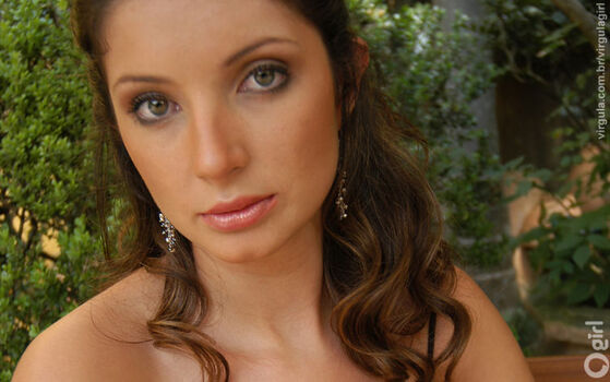 Virgula Girl