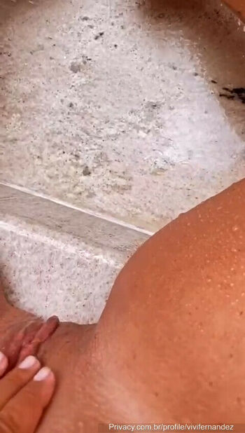 Vivi Fernandez