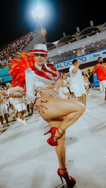 Viviane Araujo