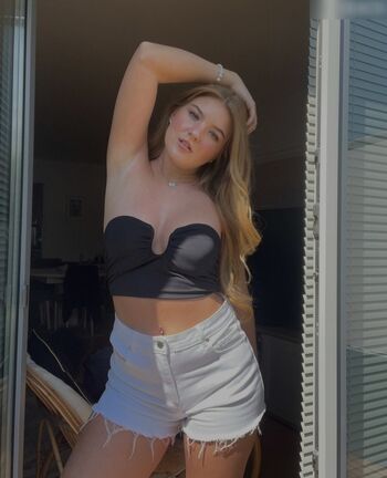 Vivien_esc