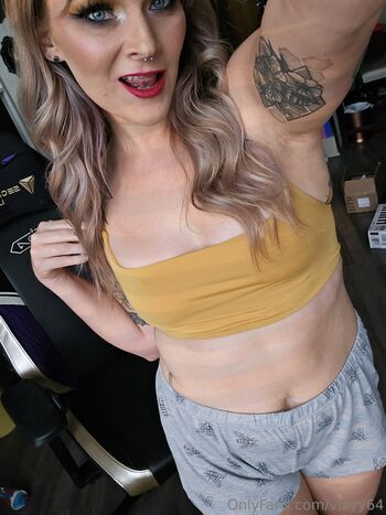 Vixyy64