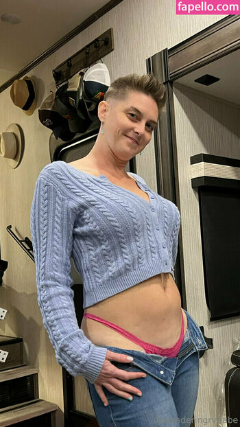 Wandering RV Babe