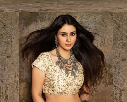 Warina Hussain