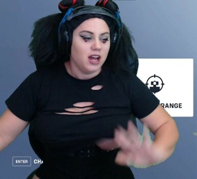 WatchGirlsPlay