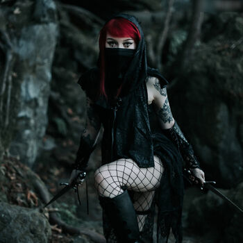 WatchGirlsPlay