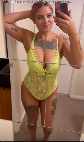 Whatsupfoxxy