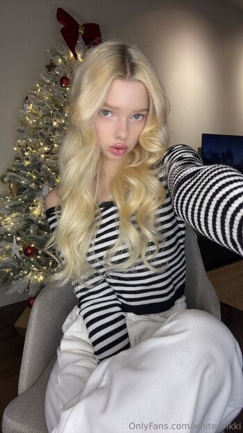 white_vikki