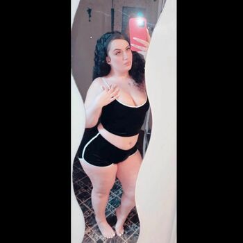 WhiteGirlRoseee