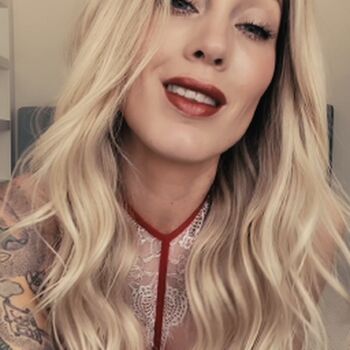 wholesomefoxxx
