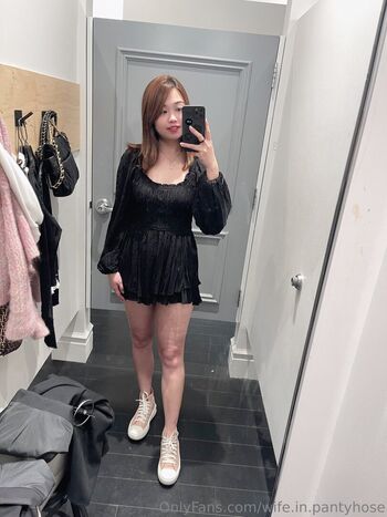 wife.in.pantyhose