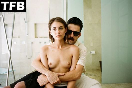 Willa Holland