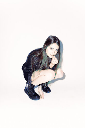 Willa Holland
