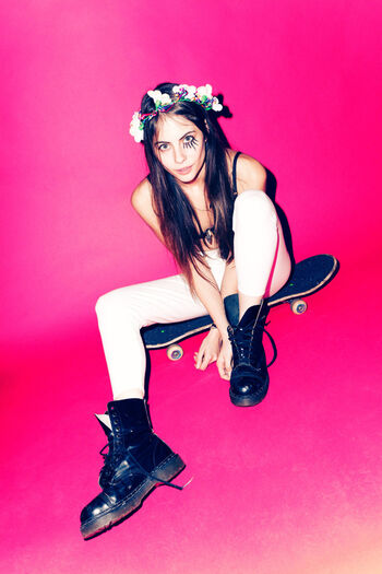 Willa Holland