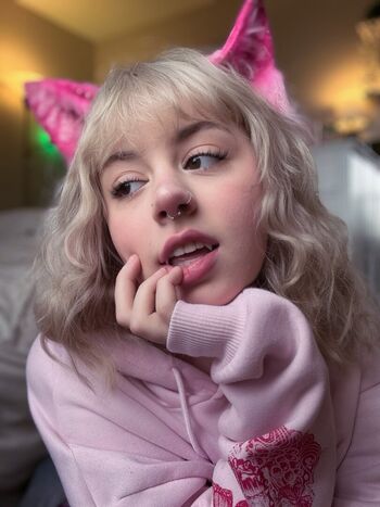 Women With Fangs