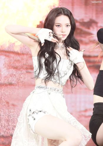 WomenK-pop