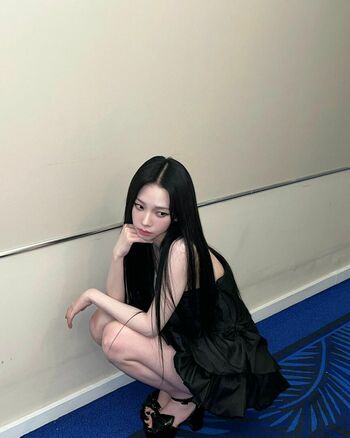 WomenK-pop