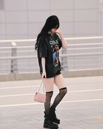 WomenK-pop