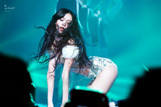 WomenK-pop