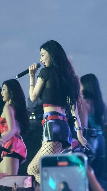 WomenK-pop