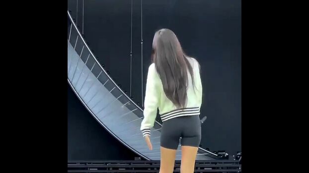WomenK-pop