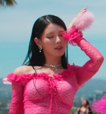 WomenK-pop