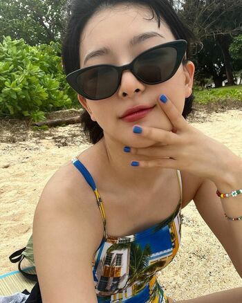 WomenK-pop