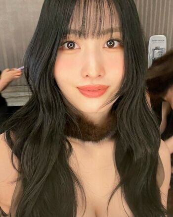 WomenK-pop