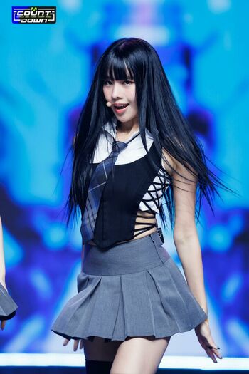 WomenK-pop