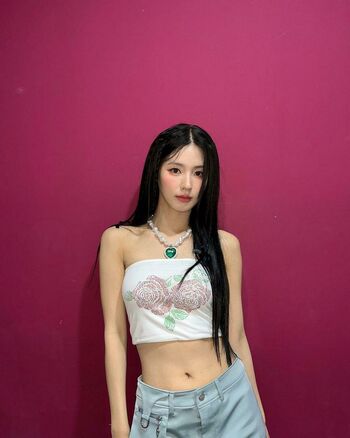 WomenK-pop