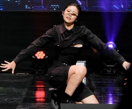 WomenK-pop