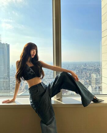 WomenK-pop