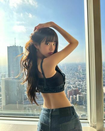 WomenK-pop