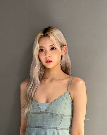 WomenK-pop