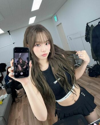 WomenK-pop