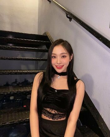 WomenK-pop