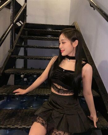 WomenK-pop