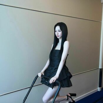 WomenK-pop
