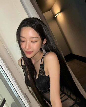 WomenK-pop