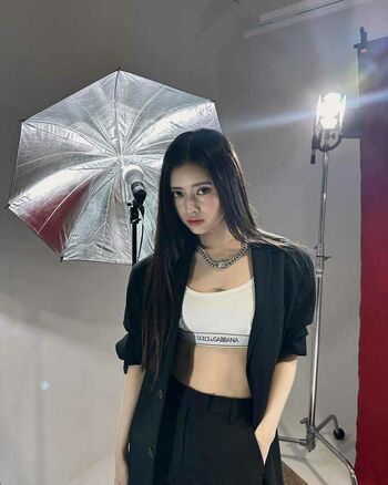 WomenK-pop