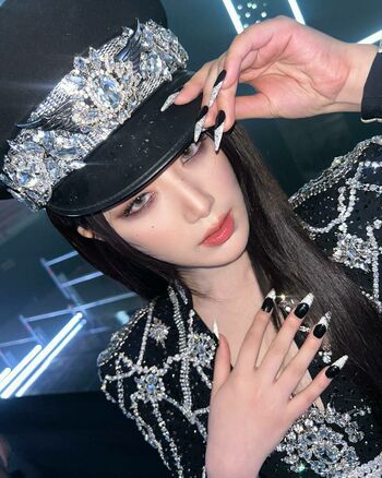 WomenK-pop