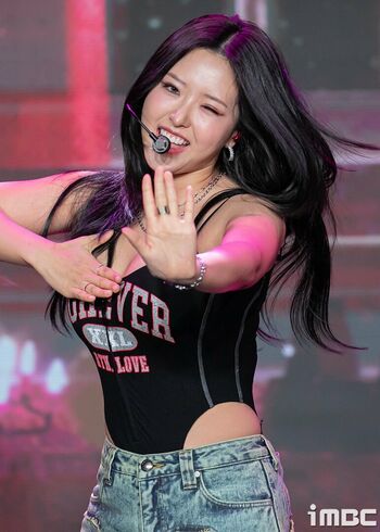 WomenK-pop