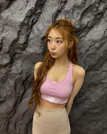 WomenK-pop