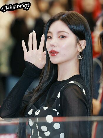WomenK-pop