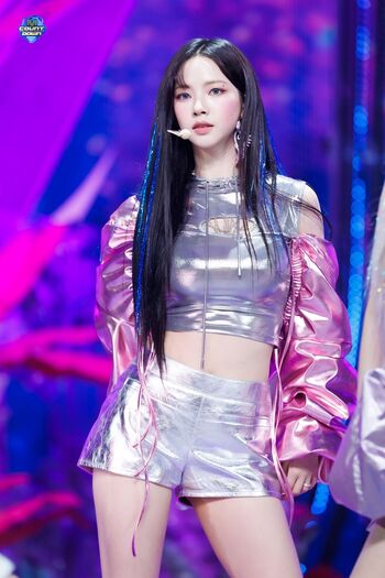 WomenK-pop