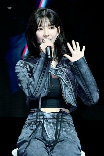 WomenK-pop