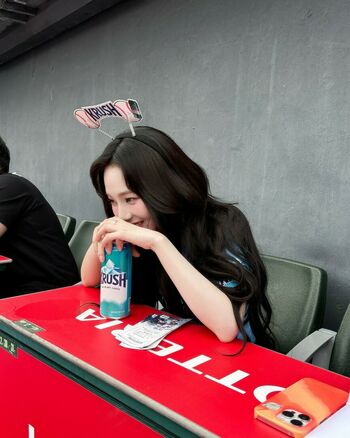 WomenK-pop