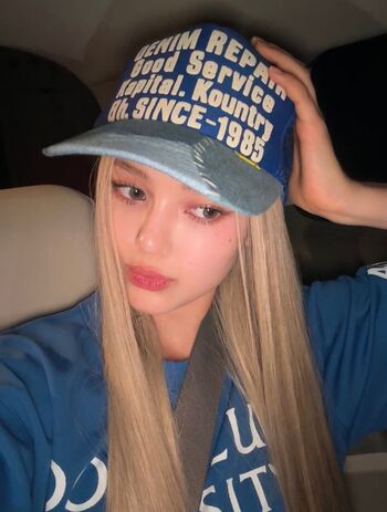 WomenK-pop